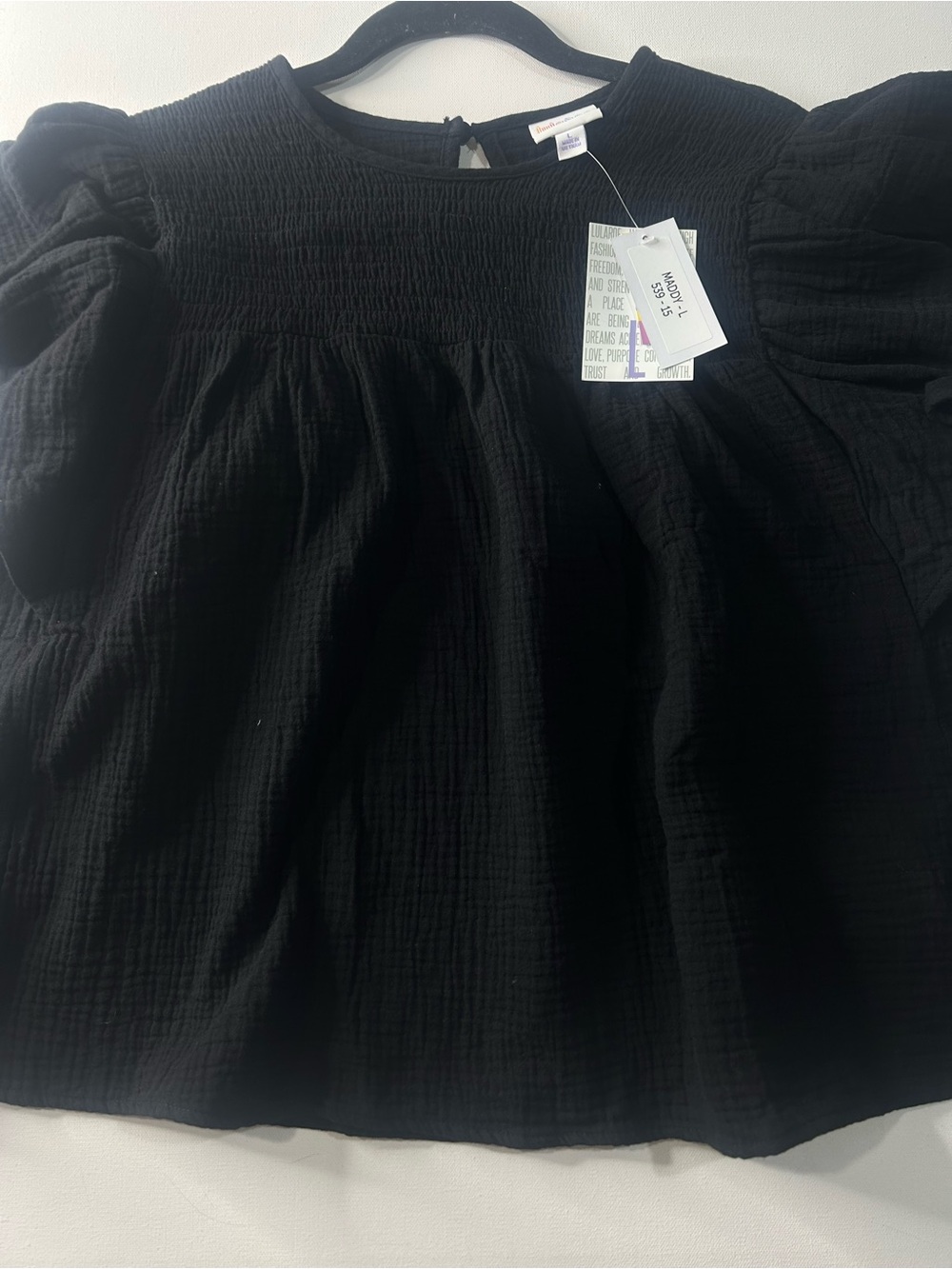 NWT Lularoe Large Maddy Solid Black Flutter Short Sleeve Top